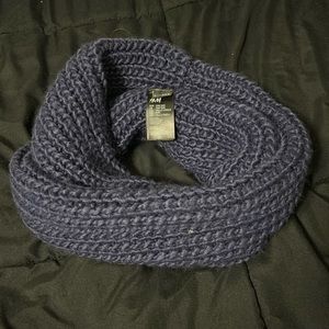 🍾 4 for $20 🍾 Infinity Scarf, Excellent Condition!